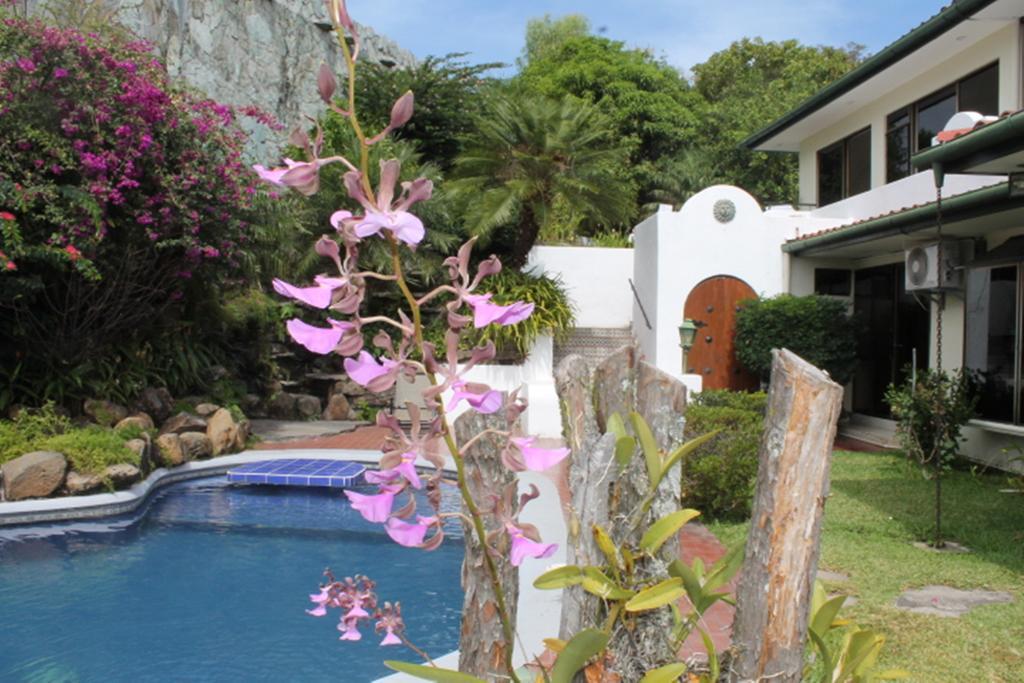 Hotel Boutique Valverde Cumbres De La Escalon Mejicanos Екстер'єр фото