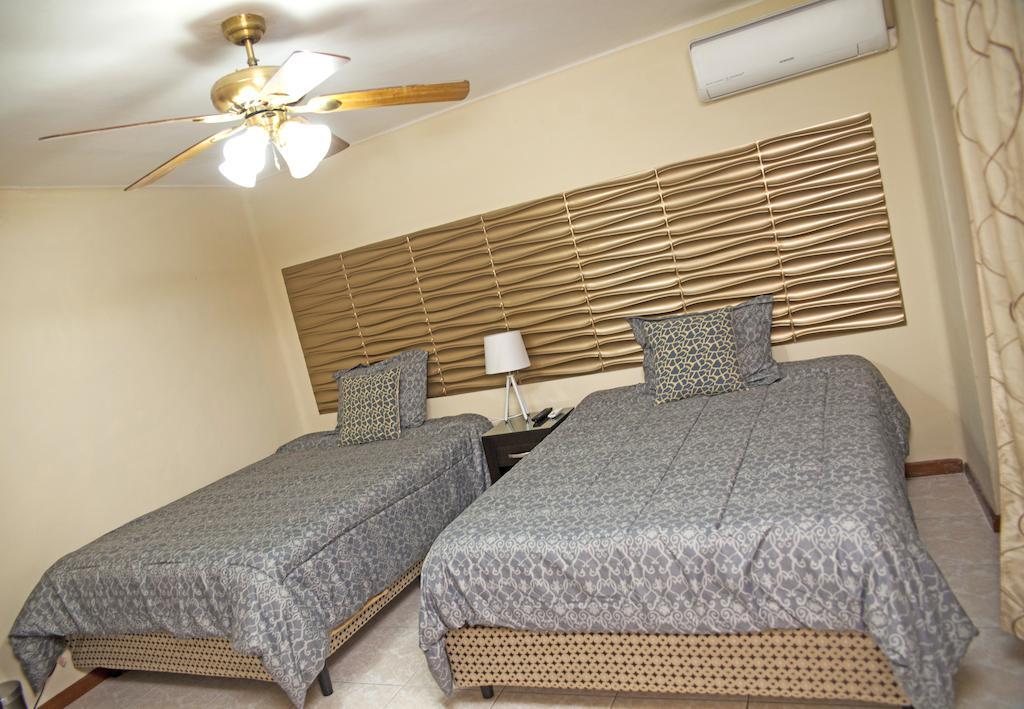 Hotel Boutique Valverde Cumbres De La Escalon Mejicanos Номер фото