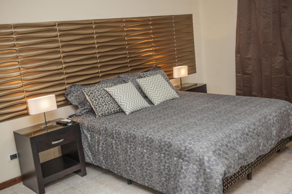 Hotel Boutique Valverde Cumbres De La Escalon Mejicanos Номер фото