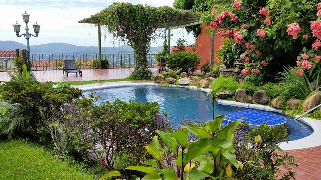 Hotel Boutique Valverde Cumbres De La Escalon Mejicanos Екстер'єр фото